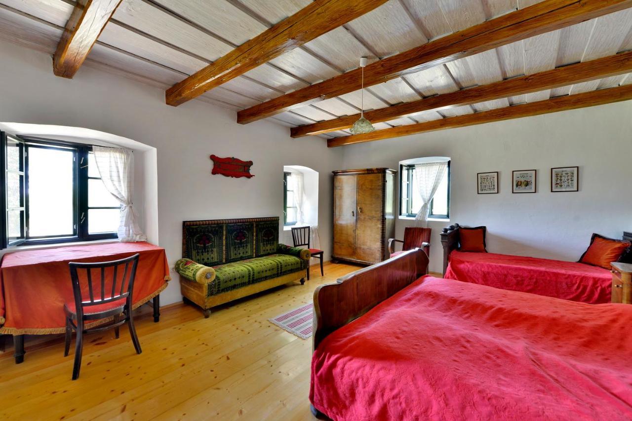 Lelle Vineyard Cottages Balatonlelle Eksteriør bilde