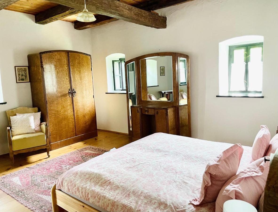 Lelle Vineyard Cottages Balatonlelle Eksteriør bilde